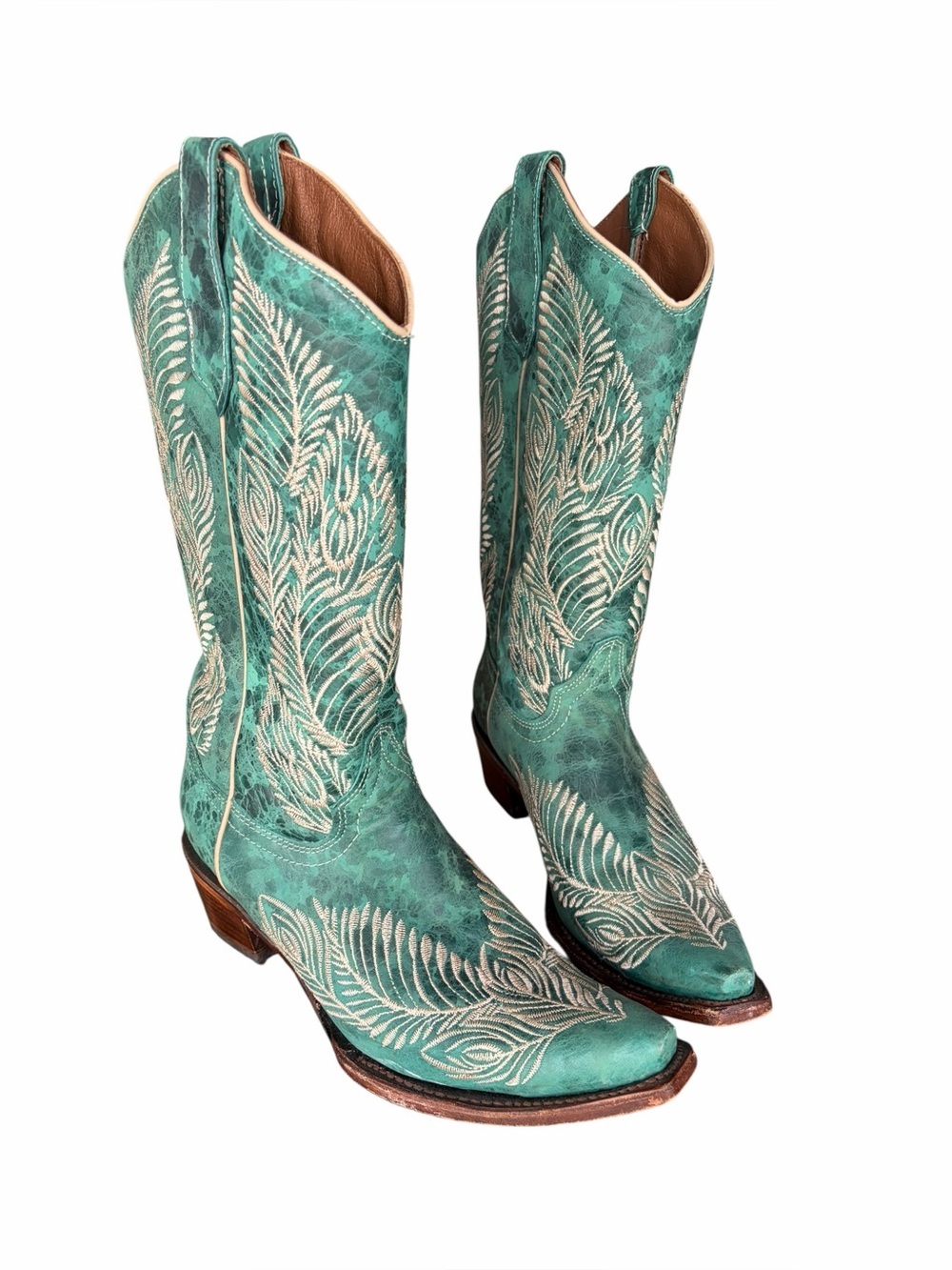 Circle G Women’s Feather Embroidery Western Boots-Snip Toe